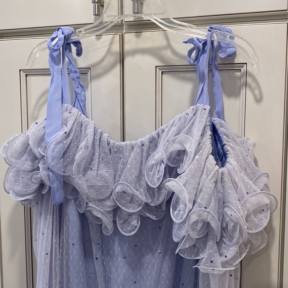 NWT Stine Goya Off-the-Shoulder Gown with Crystals - Picture 3 of 8